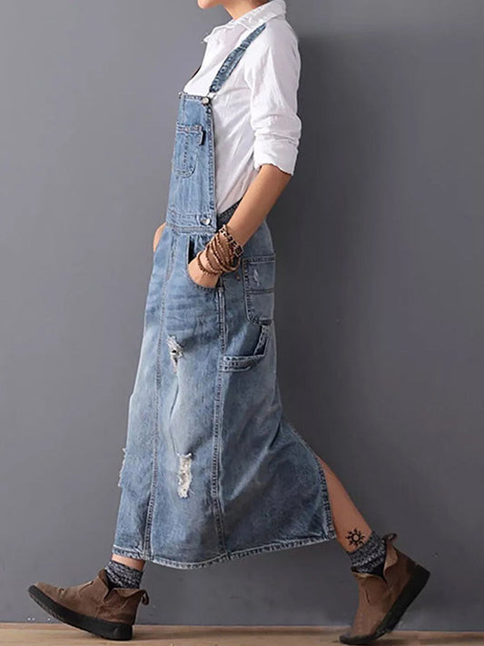 Vestido con peto en denim desgastado con abertura en la espalda - Lara
