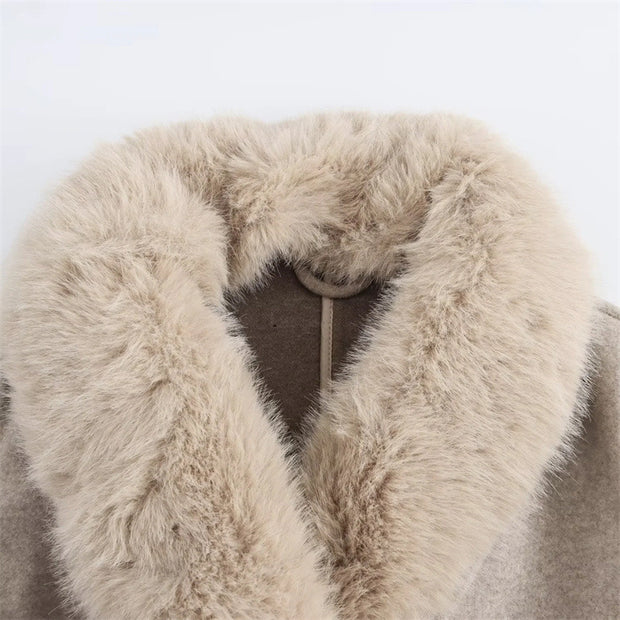 Abrigo largo de lana con cuello de pelo sintetico - Blanca