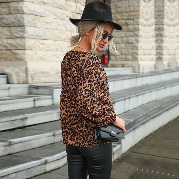 Blusa de mujer retro con estampado leopardo y manga larga - Lina