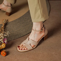 Sandalias planas para mujer de piel sintética con diseño minimalista - Martina