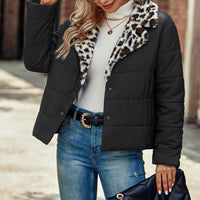 Chaqueta para mujer con cuello estampado y diseño acolchado - Énavel