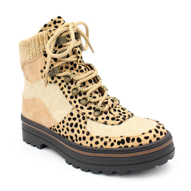 Botas para mujer de estructura reforzada con cordones frontales – Ismarie