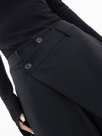 Pauline - Pantalón de pierna ancha con botones asimétricos y superpuestos