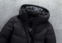 Chaqueta acolchada con capucha y diseño urbano - Narel