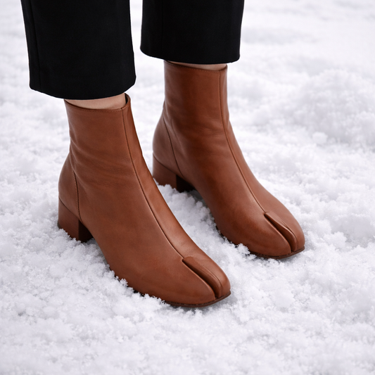 Botas de tobillo para mujer con puntera dividida y tacón - Yalneth