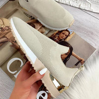 Adriana - Cómodas zapatillas lisas