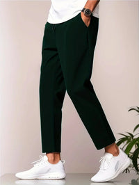 Pantalones modernos y desenfadados para hombre