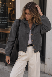 Gris