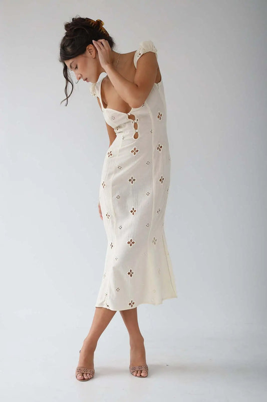 Kimberley - Vestido Midi Cuello Llave Semi Transparente