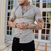 Veraniega camisa slim-fit de caballero con estampado