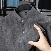 Gris oscuro