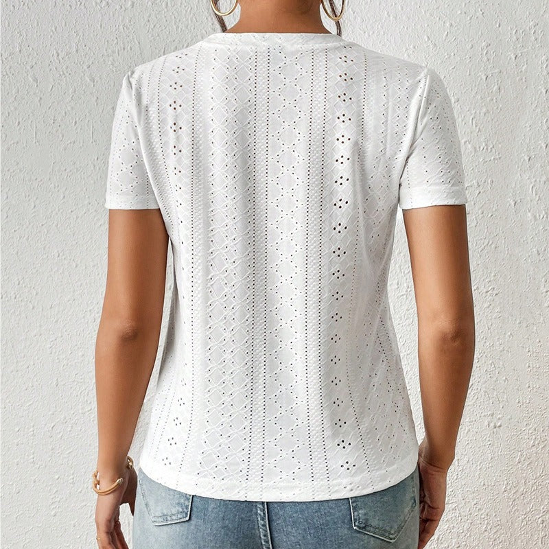 Camiseta de mujer en algodón bordado con manga corta y cuello redondo - Livia